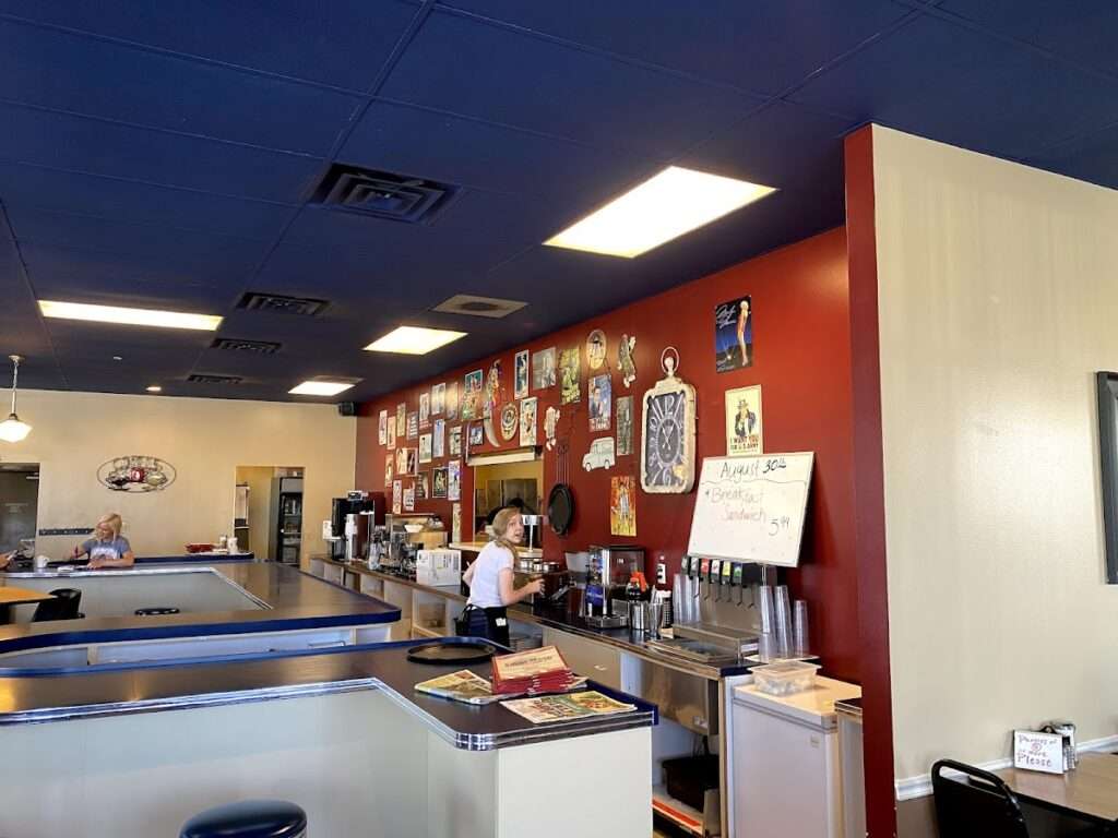 Silver Moon Soda Grill photo 3